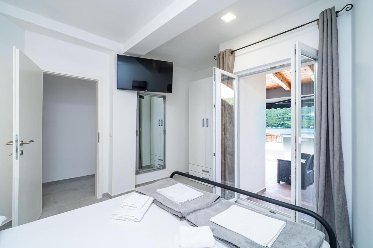 Hidden Gem Apartment Molunat Exterior foto